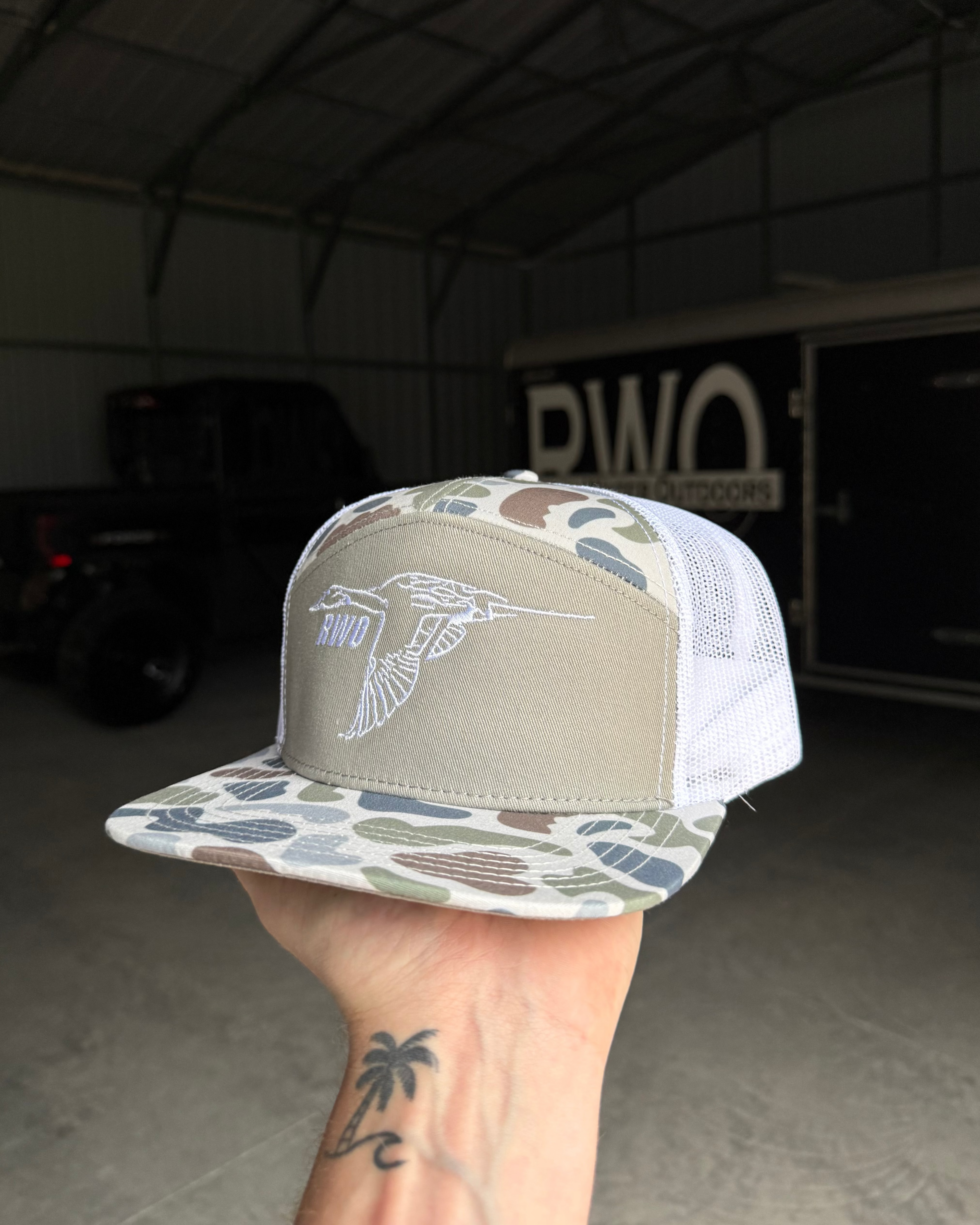 7-Panel Pintail - Neutral/Tan